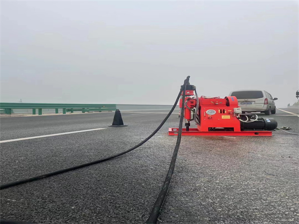 叶城马路路基路面开裂下沉注浆加固灌浆