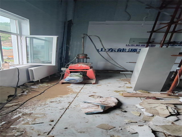 叶城地基基础下沉墙体裂缝加固注浆顶升施工